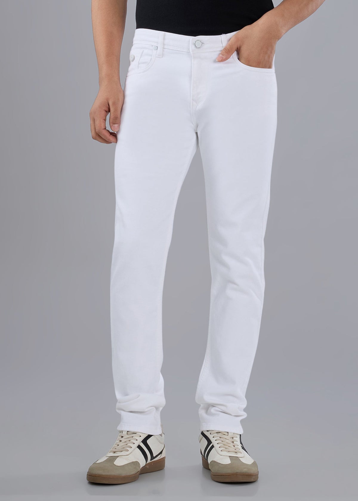 Classic White Regular-Fit Stretch Jeans